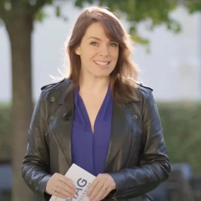 Alice présentatrice